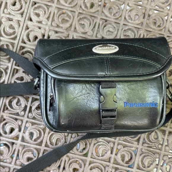 Panasonic Black Leather Camera bag - Picture 1 of 10